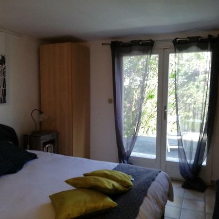 La Fargette Bed & Breakfast Saint-Fargeau-Ponthierry Exterior foto